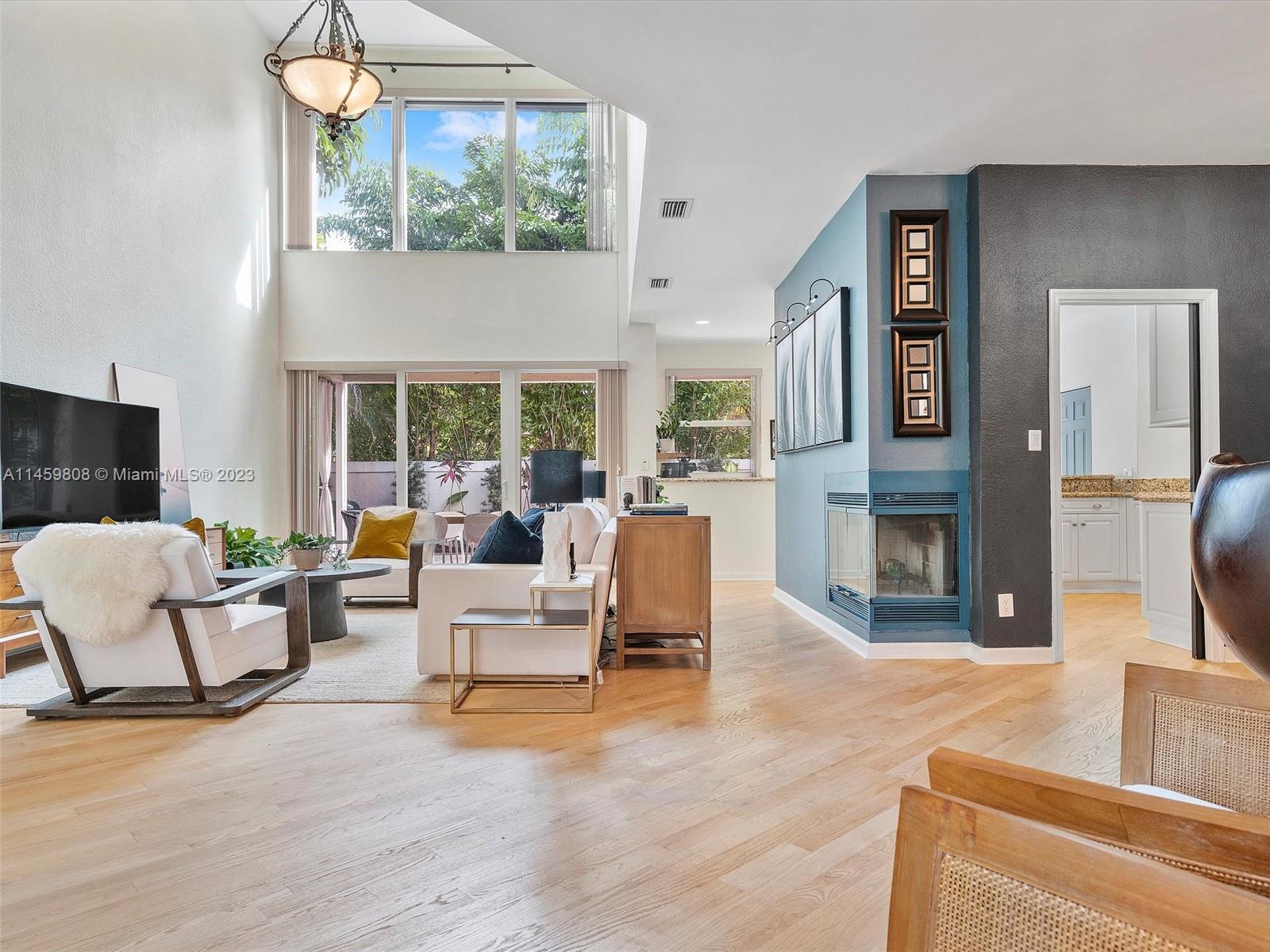 VICTORIA PARK CORR AMEN P - Residential