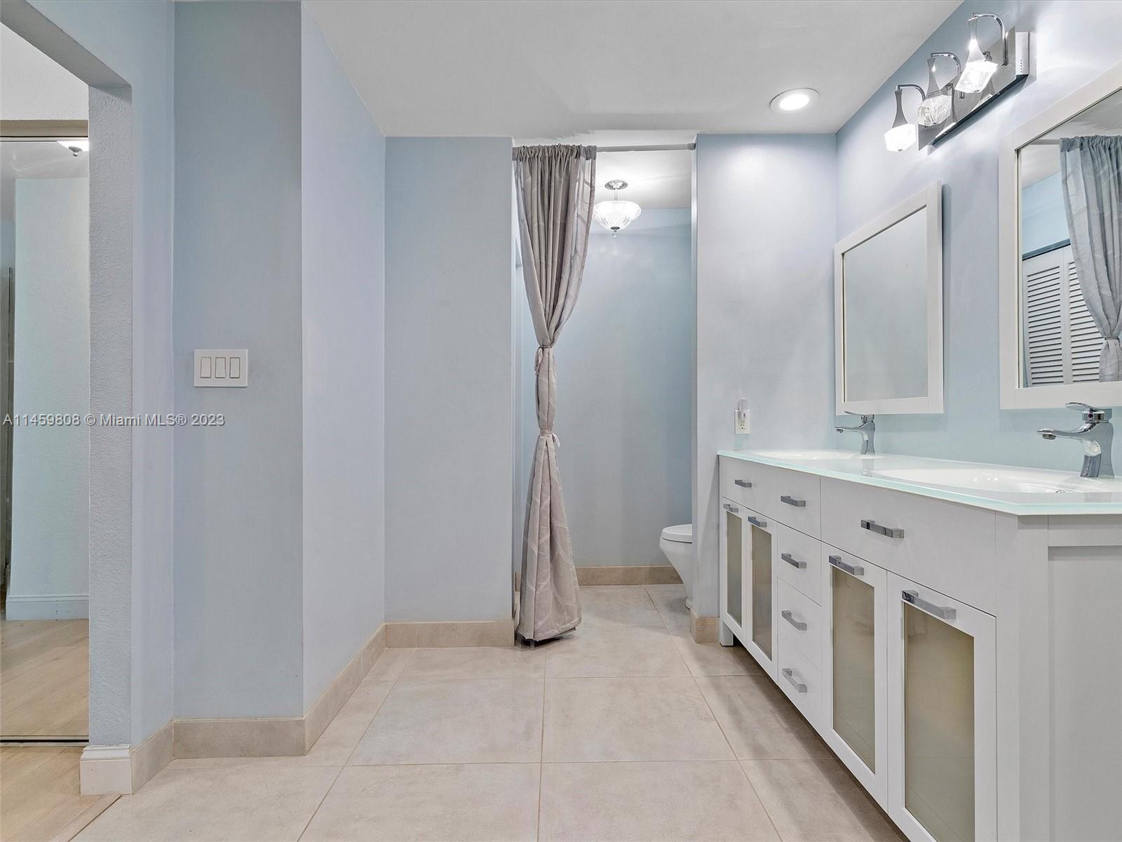 VICTORIA PARK CORR AMEN P - Residential