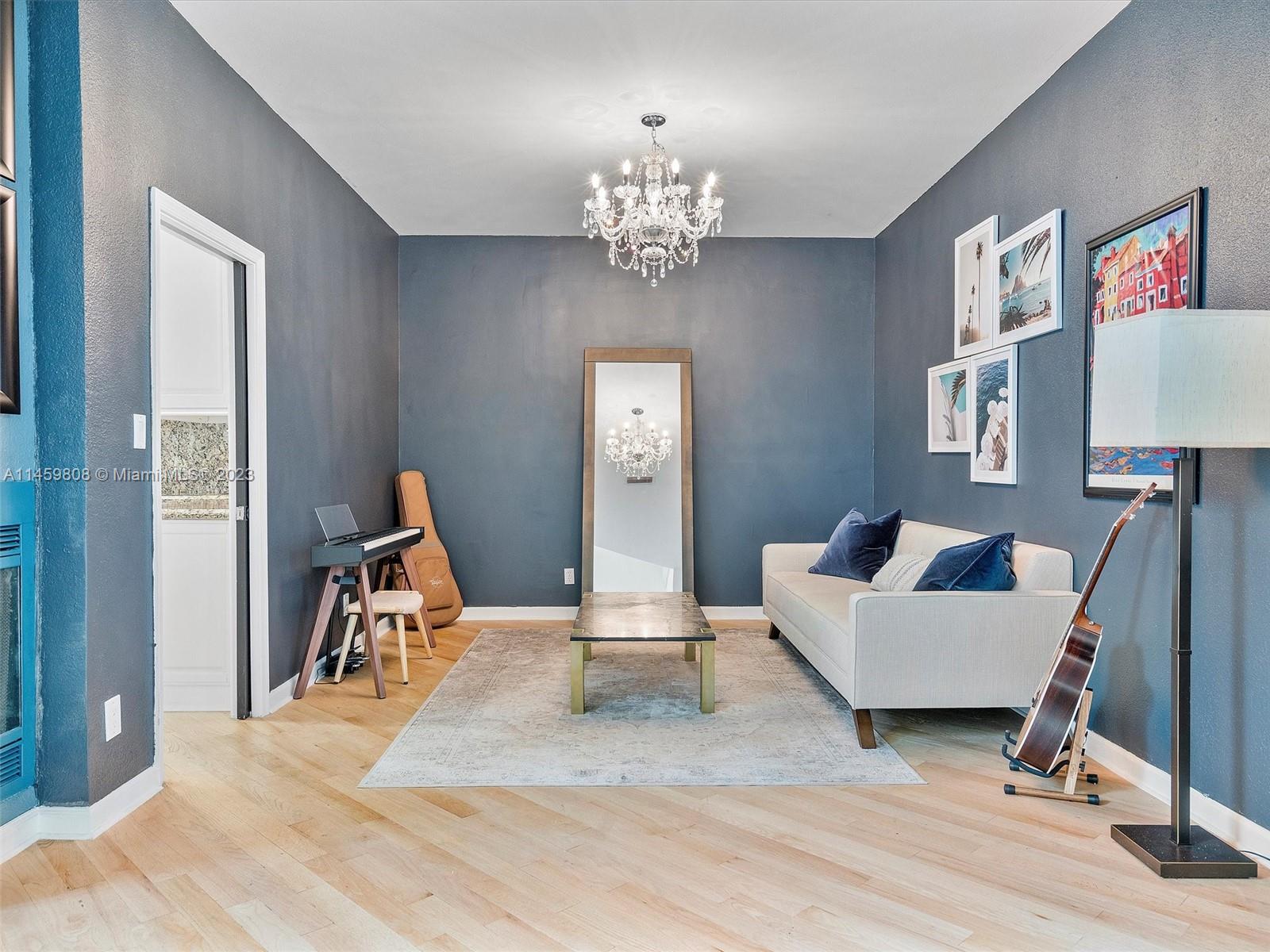 VICTORIA PARK CORR AMEN P - Residential