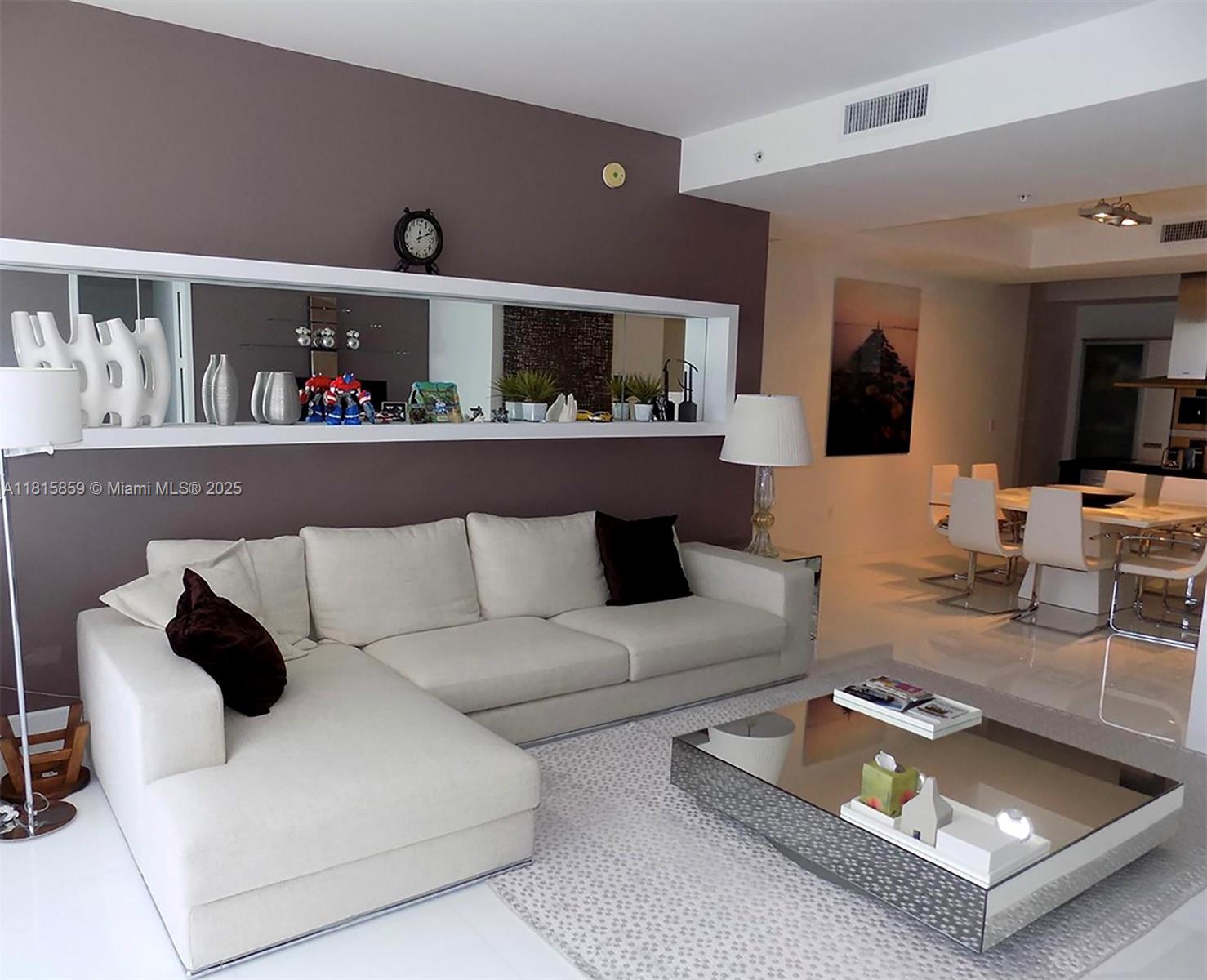 18201 Collins Ave 3906