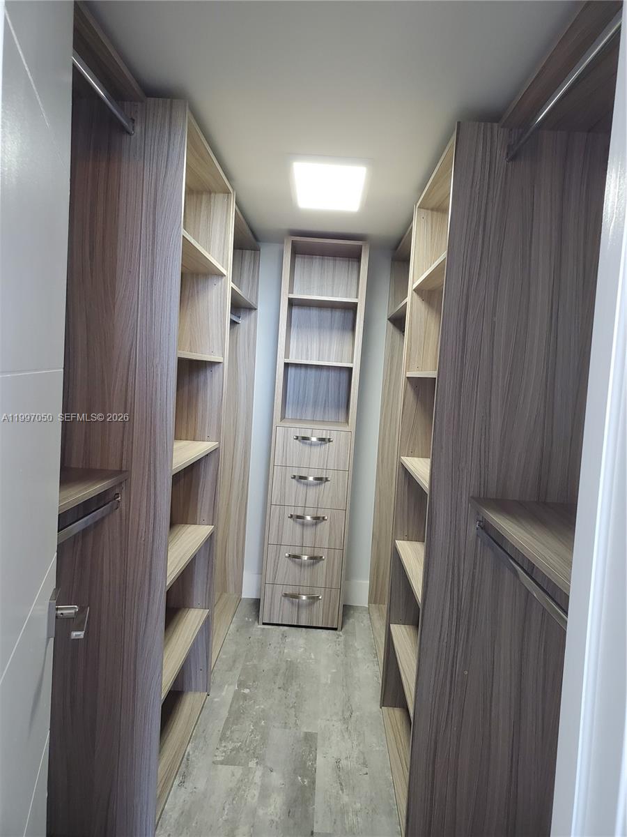 SAILBOAT CAY CONDO - Residential