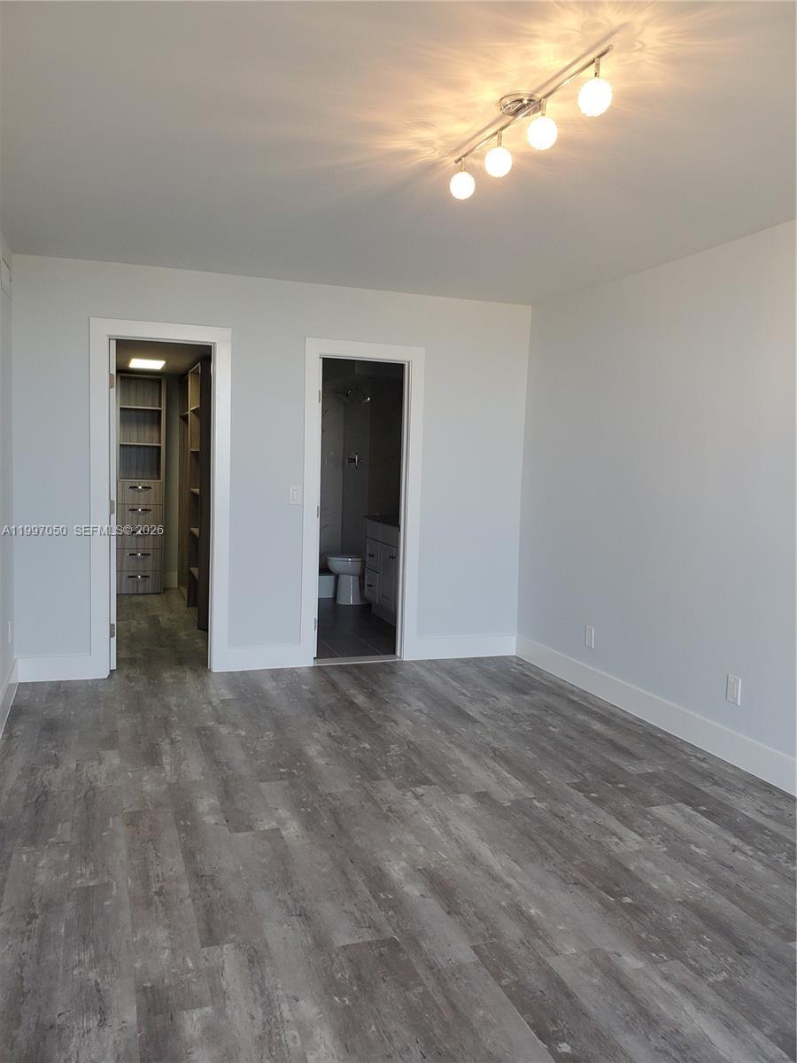 SAILBOAT CAY CONDO - Residential