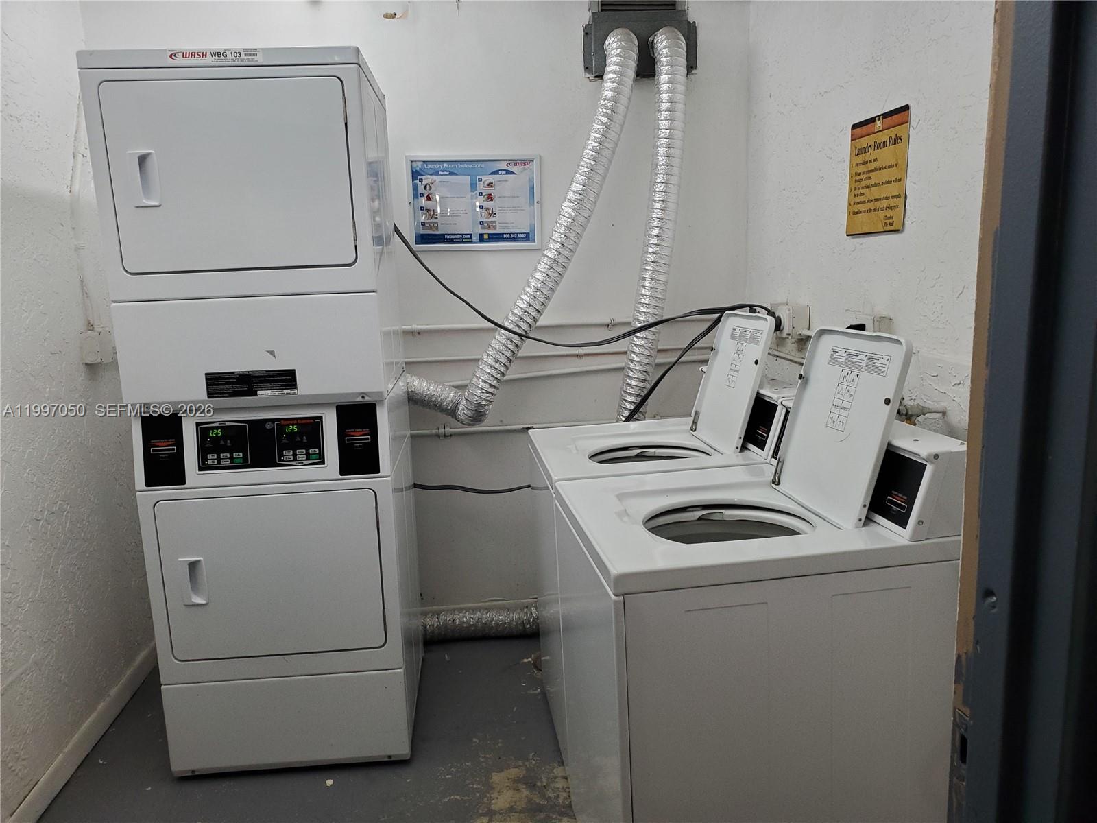 SAILBOAT CAY CONDO - Residential