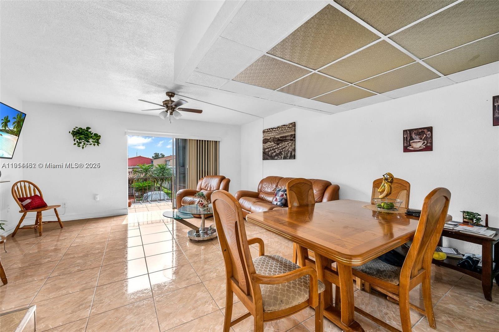 WESTLAND MANORS EAST COND - Residential