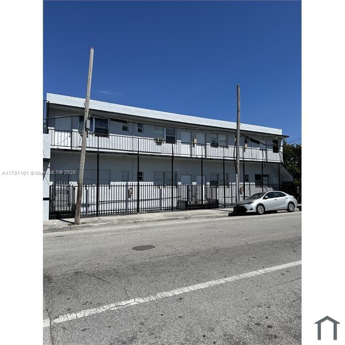 Rental Property at 467 Nw 8th St 3, Miami, Broward County, Florida - Bathrooms: 1  - $1,450 MO.