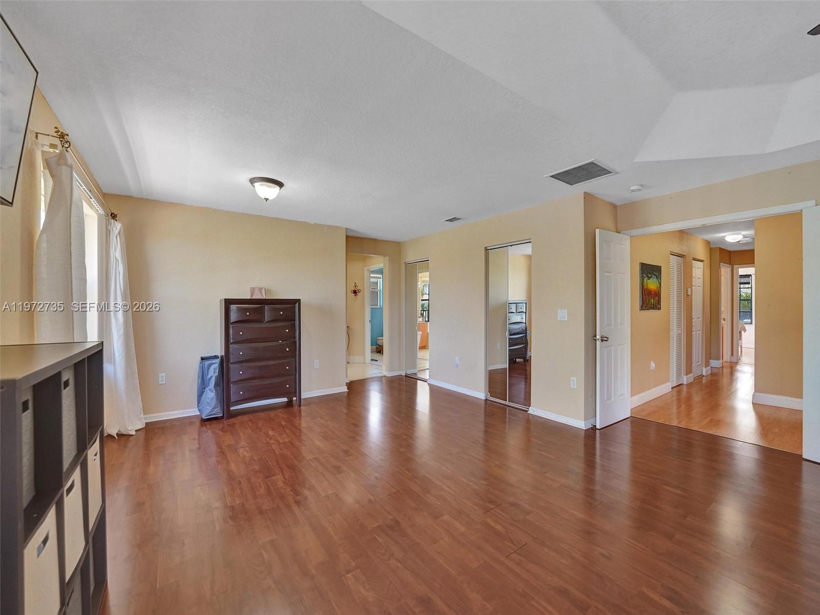 SILVER FALLS - Residential