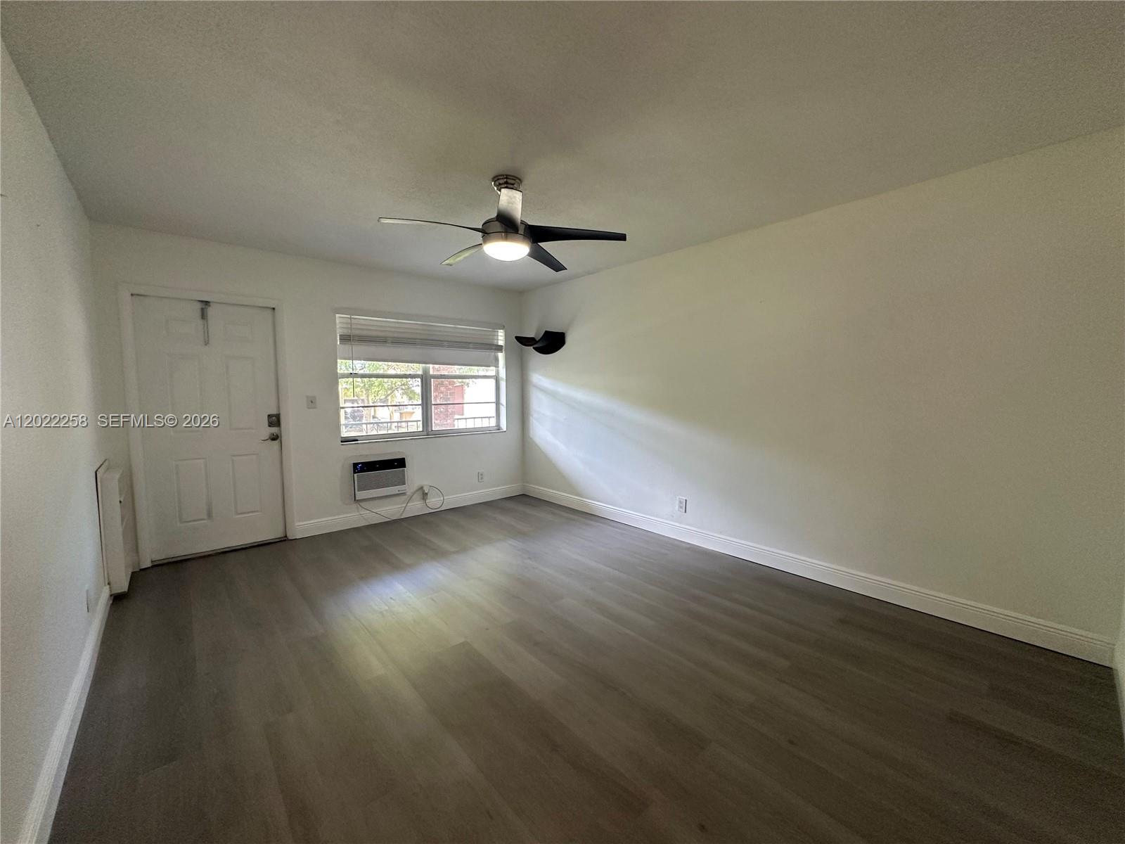 SUBURBANITE SQUARE I CO-O - Residential