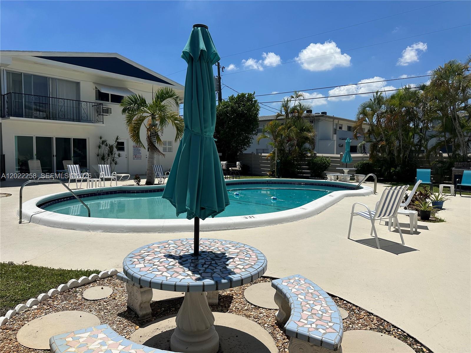 SUBURBANITE SQUARE I CO-O - Residential