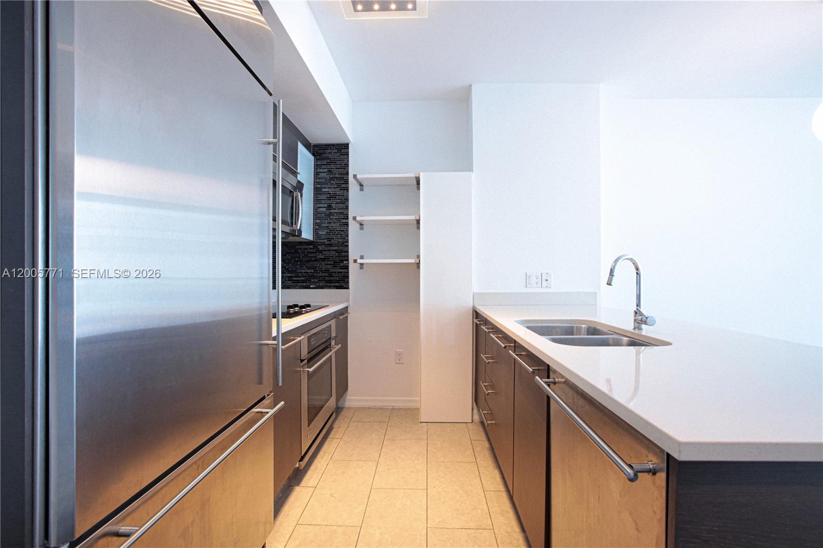 500 Brickell Ave 3604