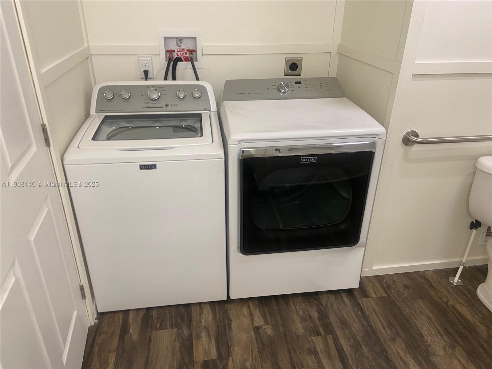 MONTURA RANCH ESTATES - Residential