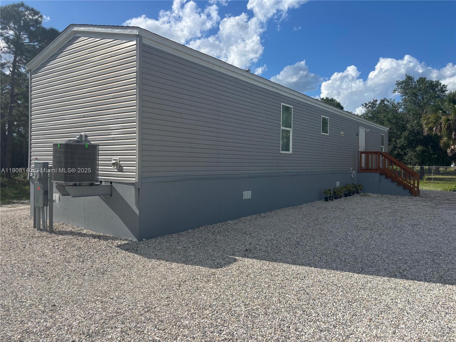 MONTURA RANCH ESTATES - Residential