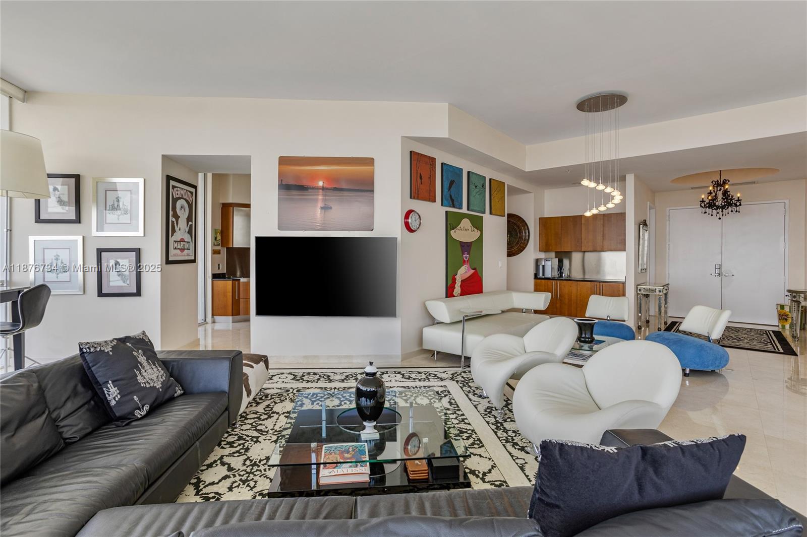 TRUMP PALACE CONDO - Residential