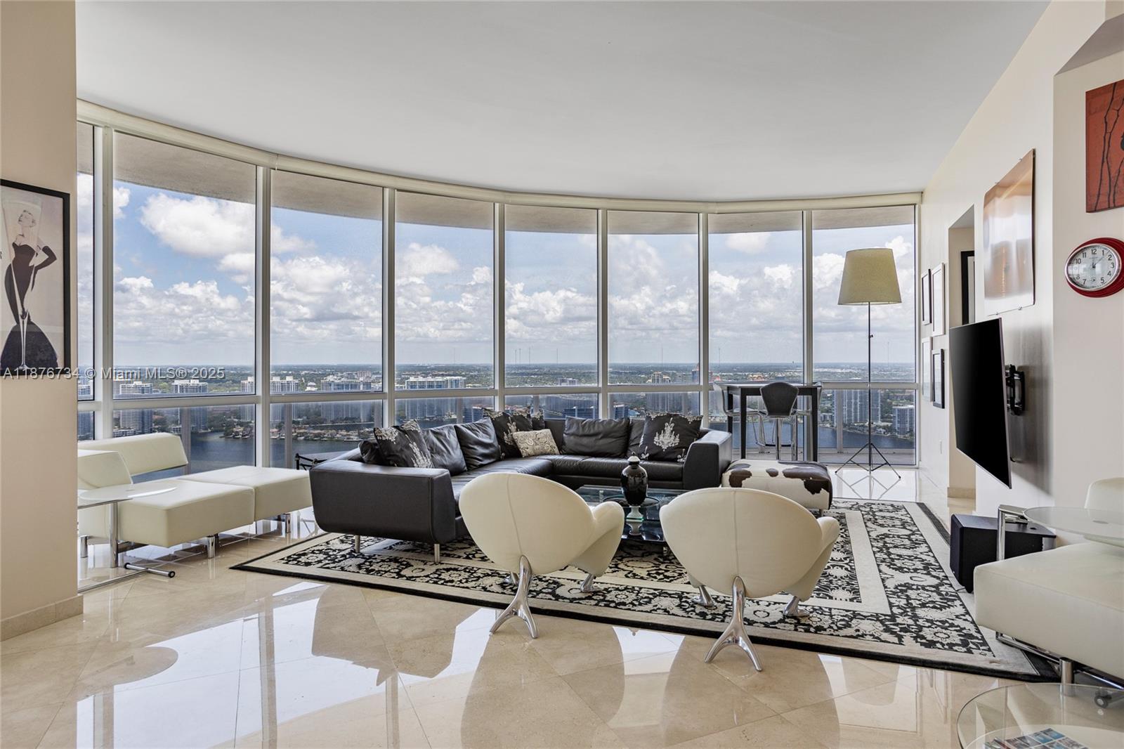 TRUMP PALACE CONDO - Residential