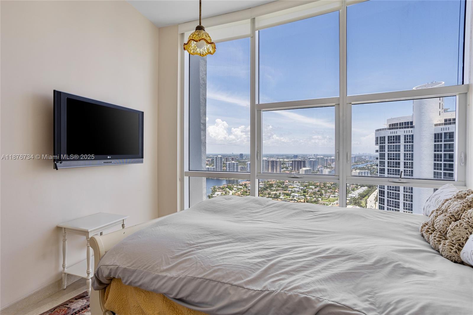 TRUMP PALACE CONDO - Residential