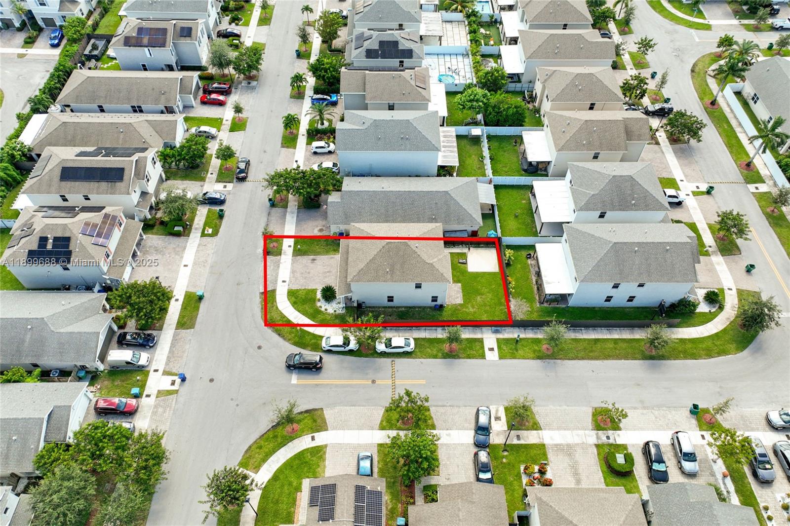 ROYAL HOMES WEST - Residential