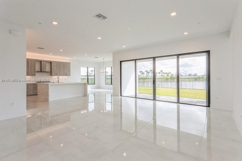 AVENIR POD - Residential