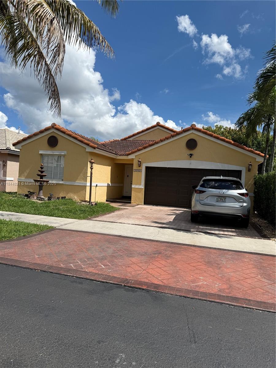 15921 SW 82nd ST