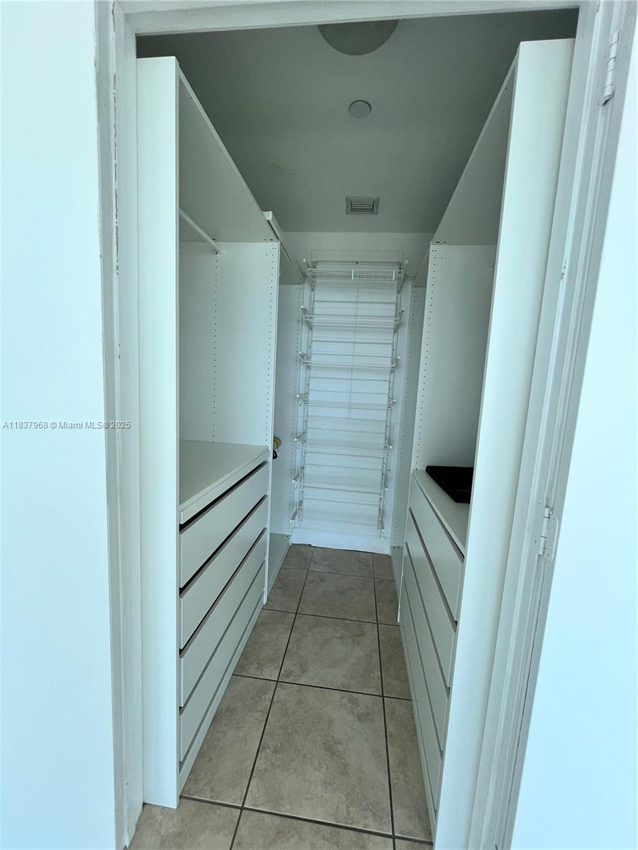 888 Biscayne Blvd 3403