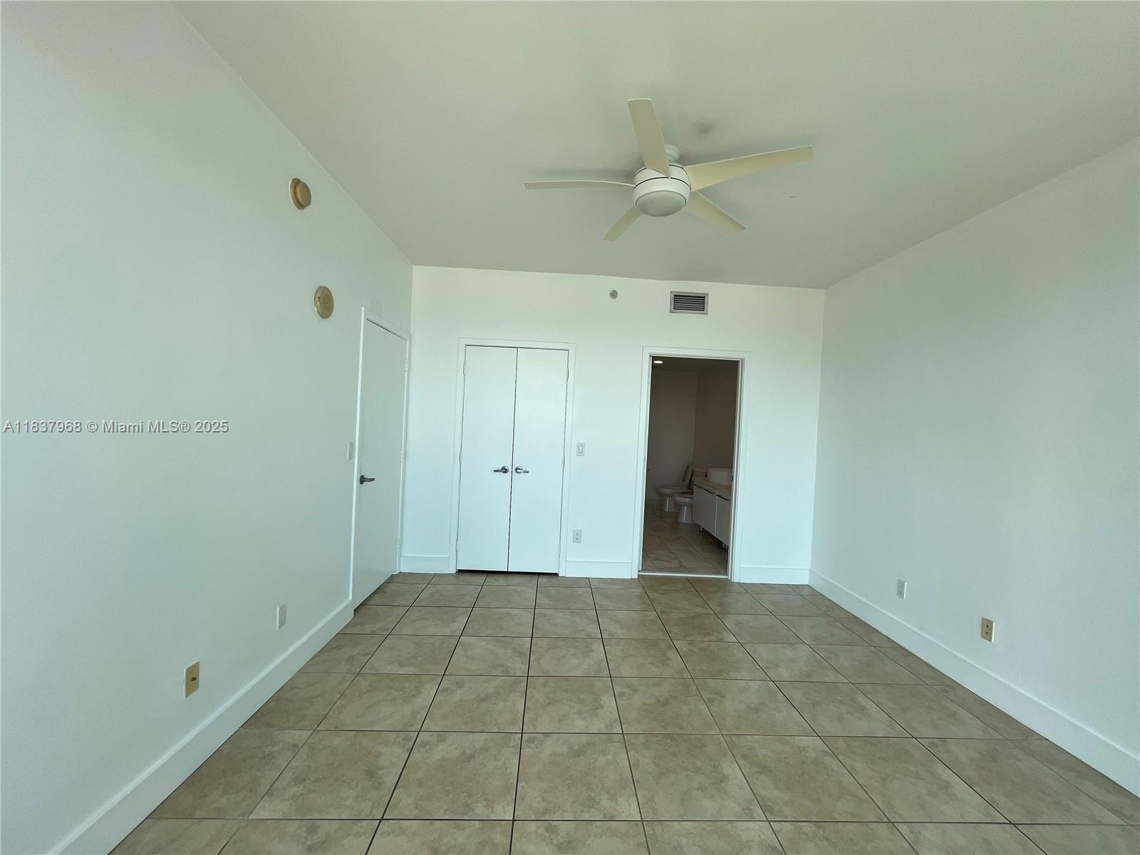 888 Biscayne Blvd 3403