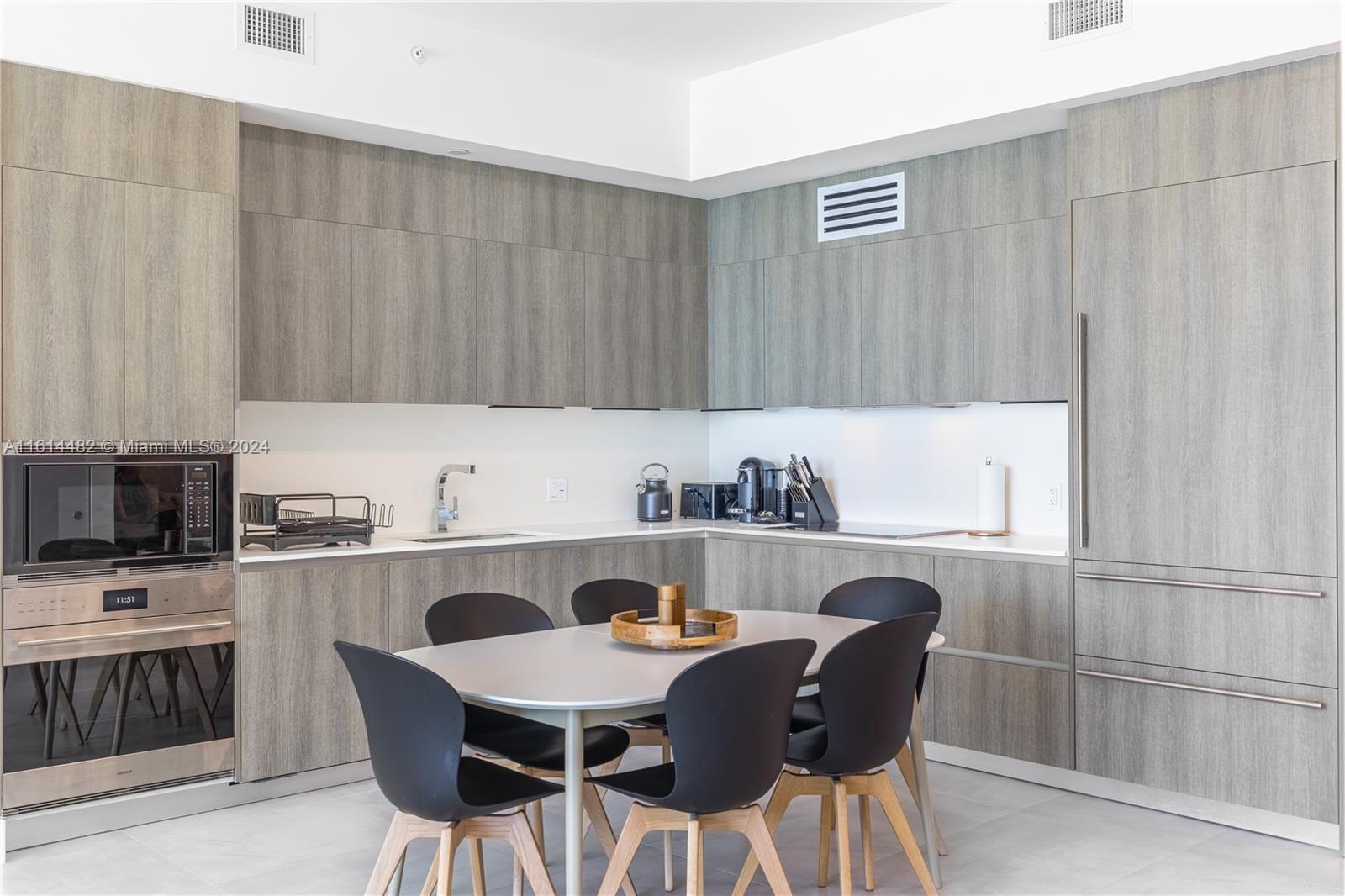 AURORA - Residential Lease