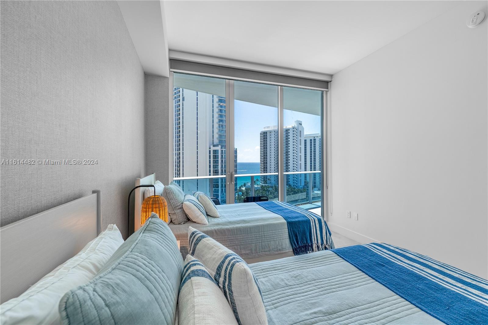 AURORA - Residential Lease