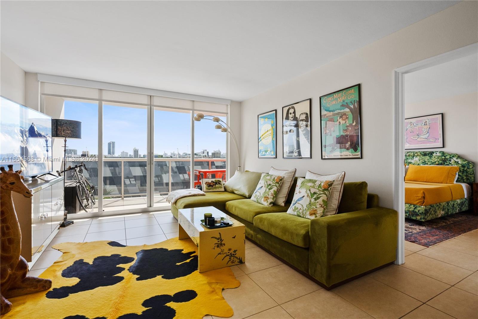 SUNSET HARBOUR SOUTH COND - Residential Lease