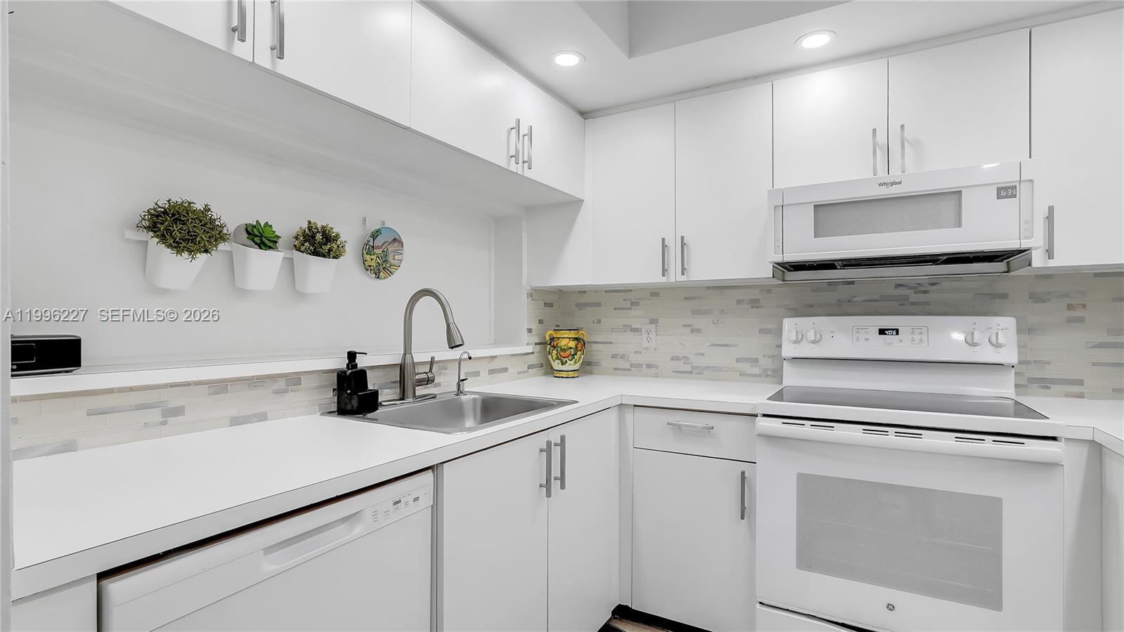 LANCASTER AT CENTURY VILL - Residential