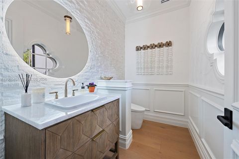 Tiny photo for 19020 Point Dr, Tequesta, FL 33469 (MLS # A12006457)