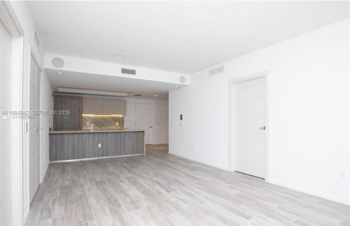 801 SMA RESIDENCES CONDO - Residential Lease