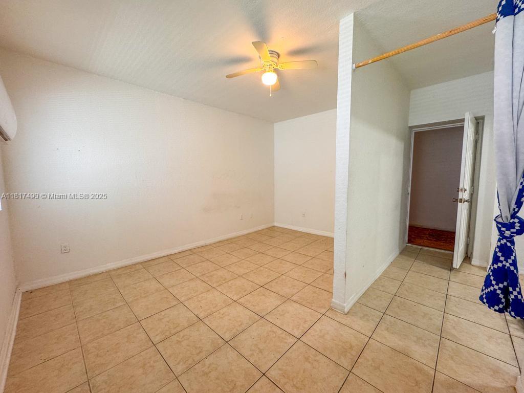 1021 NW 3rd St 206