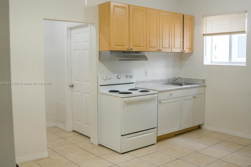 1021 NW 3rd St 206