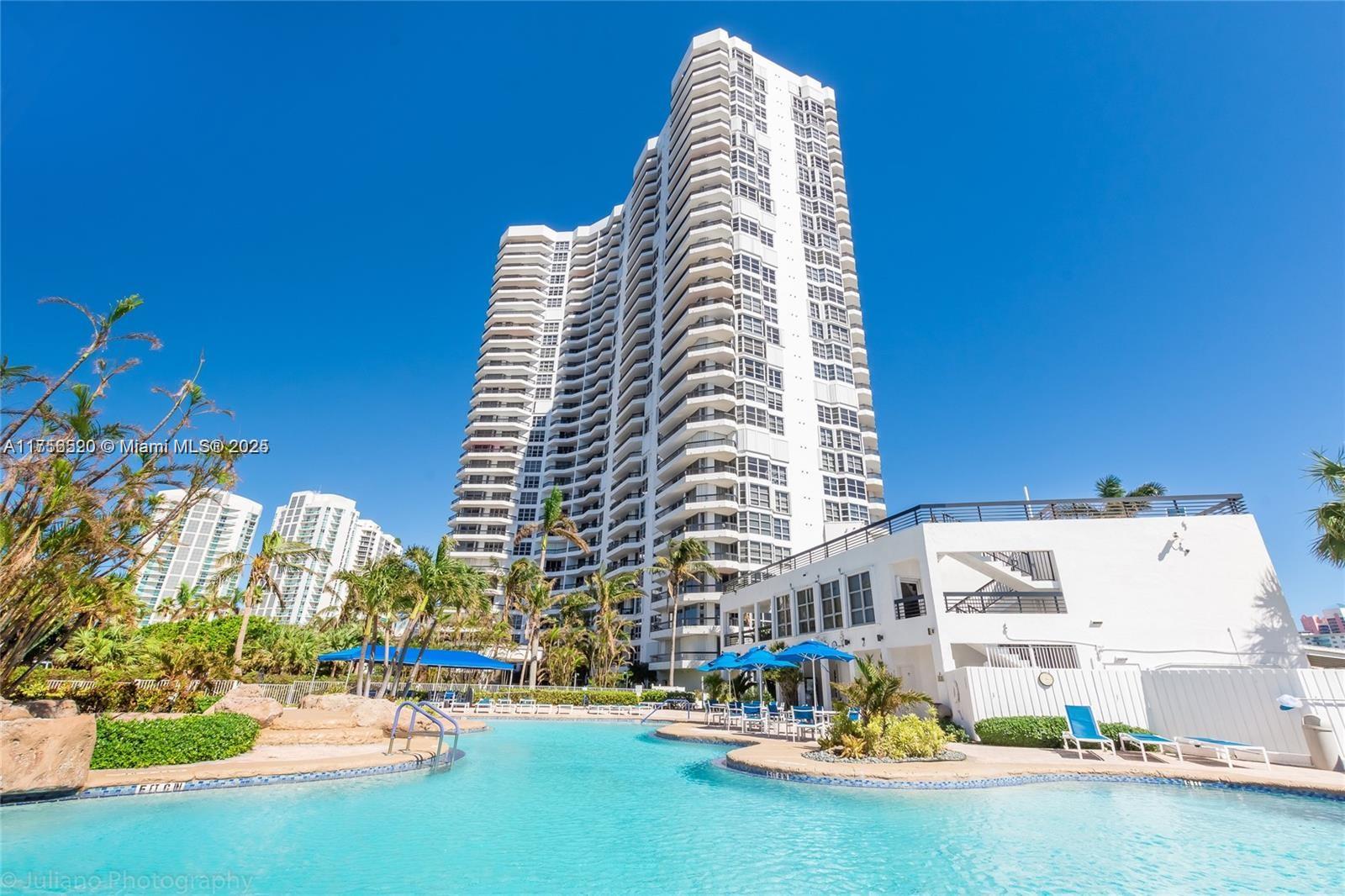 Property for Sale at 19195 Ne 36th Ct 1803, Aventura, Miami-Dade County, Florida - Bedrooms: 2 
Bathrooms: 2  - $559,500