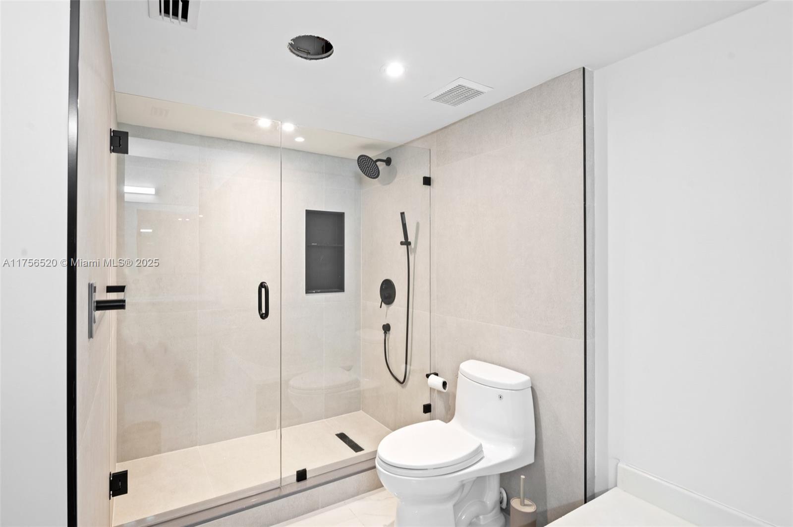 MYSTIC POINTE CONDO NO TW - Residential