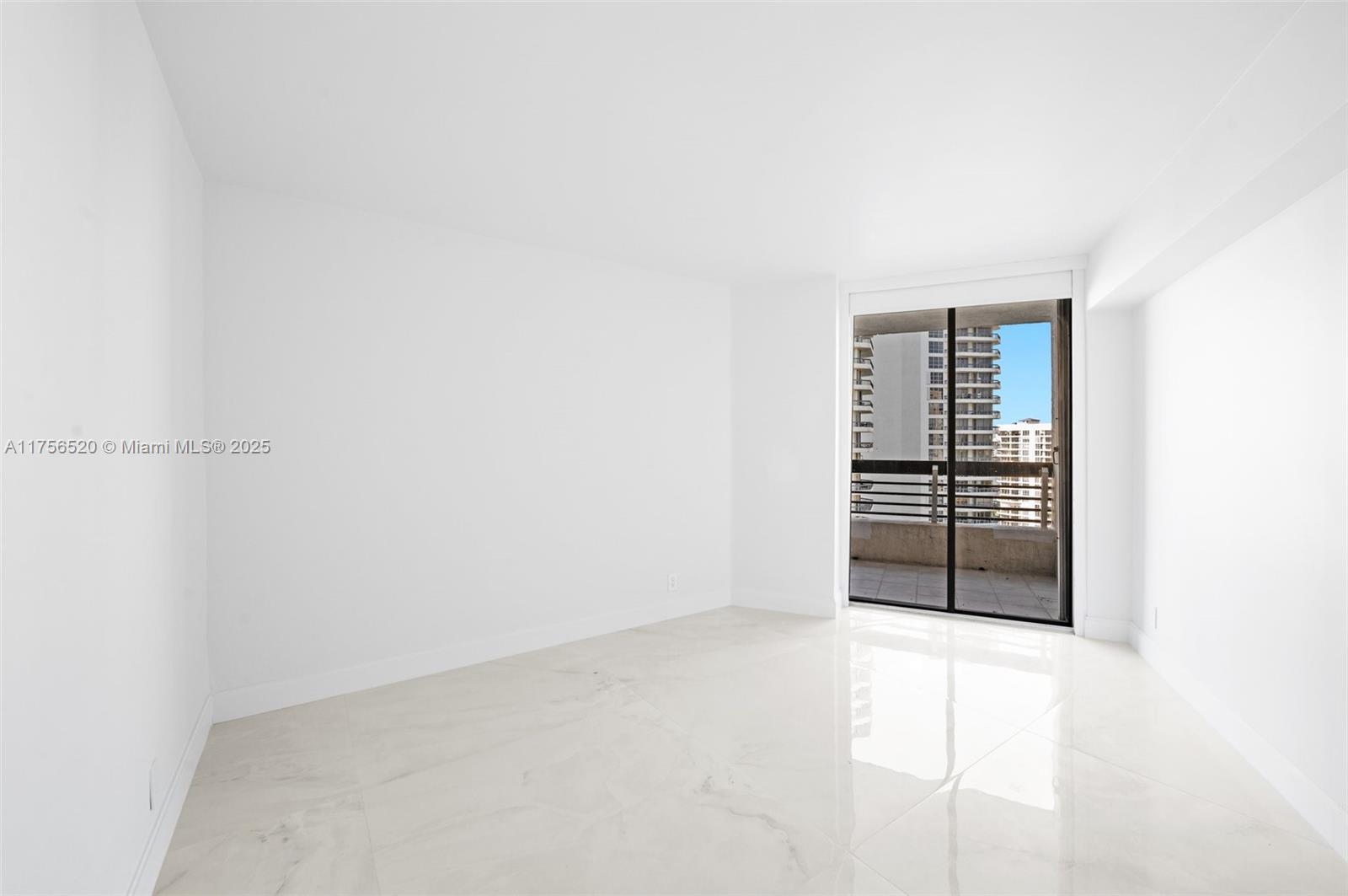 MYSTIC POINTE CONDO NO TW - Residential