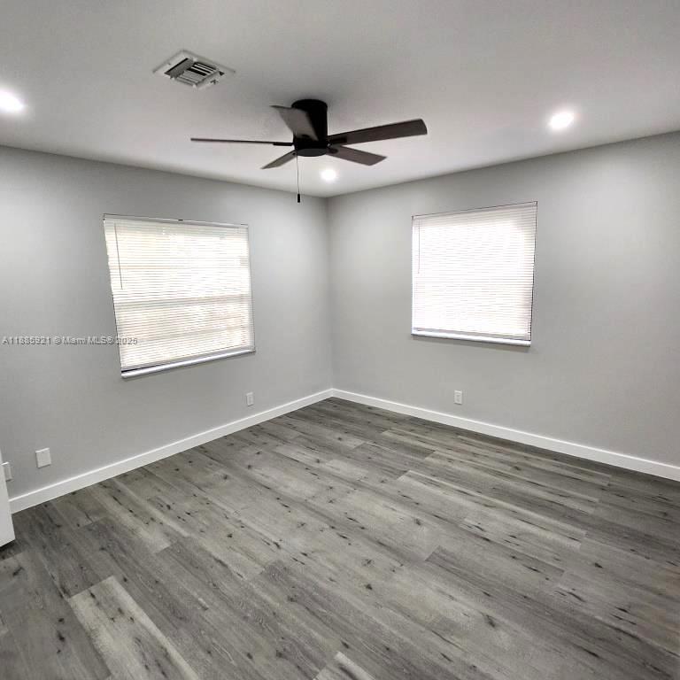 UNIVERSITY CLUB CONDO - Residential