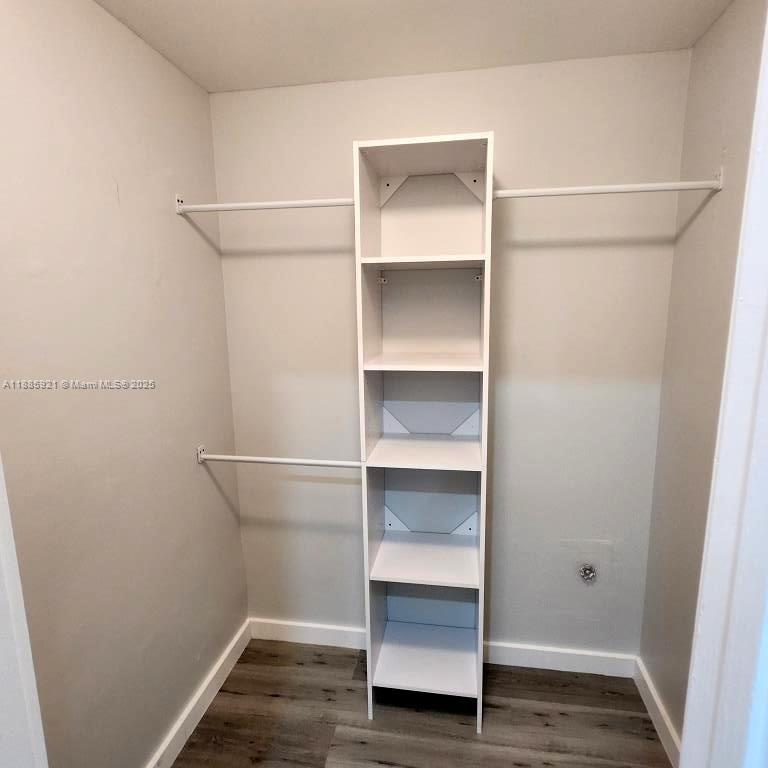 UNIVERSITY CLUB CONDO - Residential