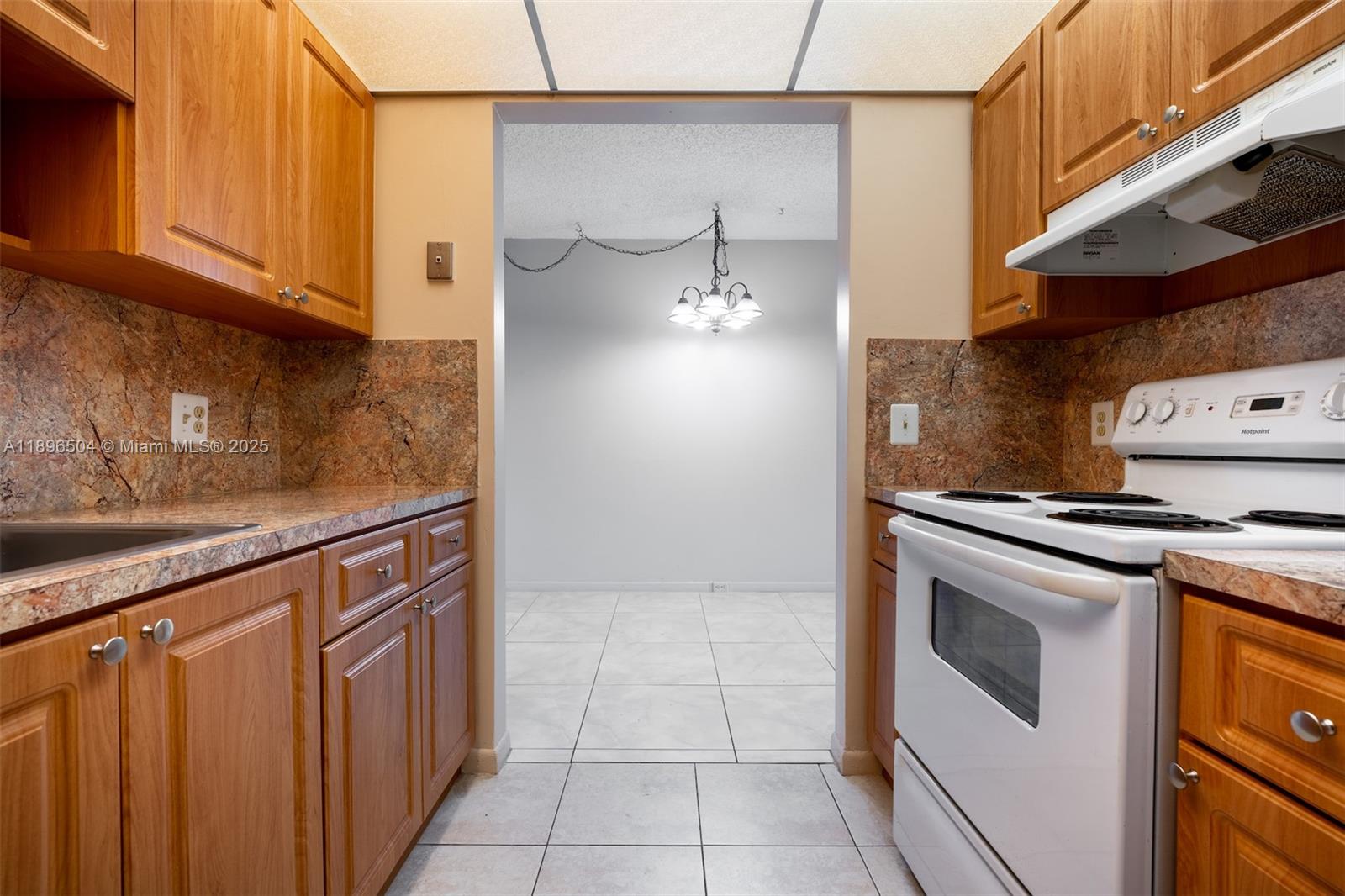NEW HAMPTON - Residential Lease