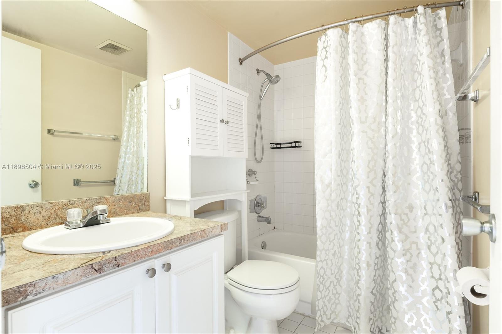 NEW HAMPTON - Residential Lease