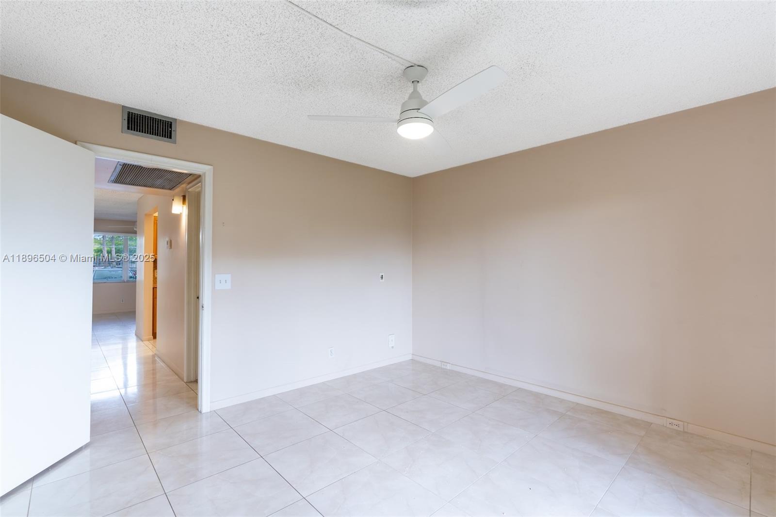 NEW HAMPTON - Residential Lease