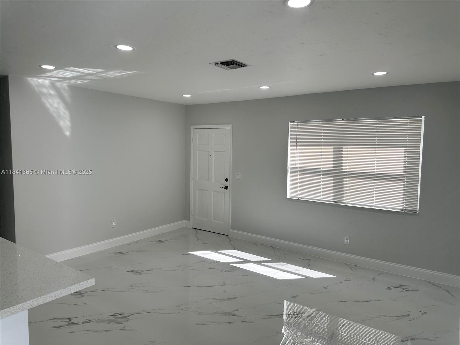 HAPPY DALE - Residential