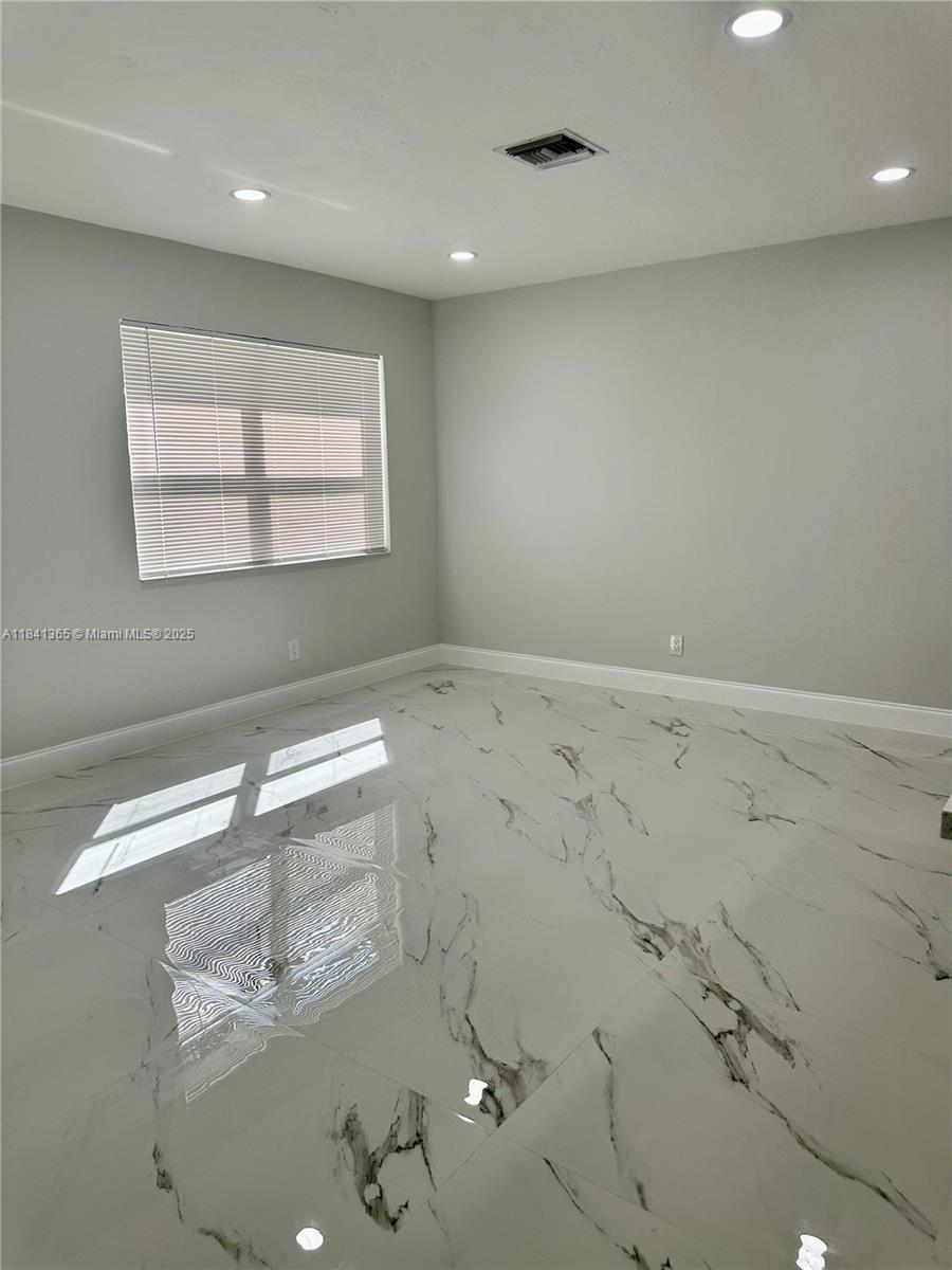 HAPPY DALE - Residential