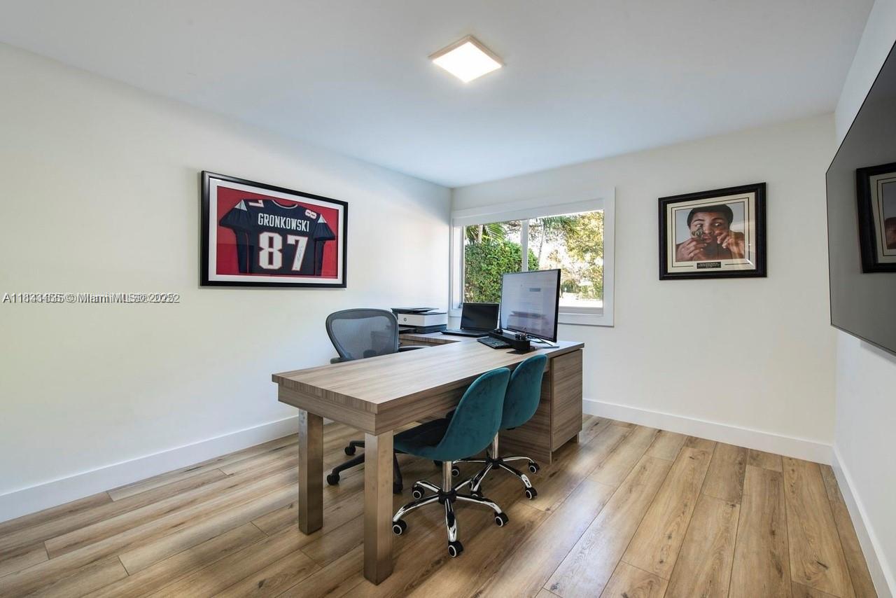 MIAMI SHORES SEC 4 AMD PL - Residential Lease