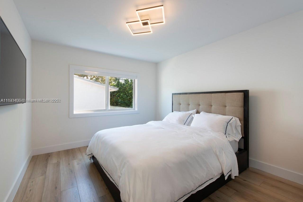 MIAMI SHORES SEC 4 AMD PL - Residential Lease