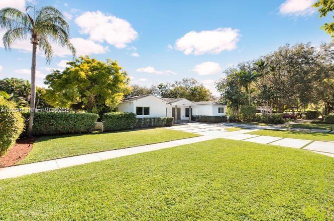 MIAMI SHORES SEC 4 AMD PL - Residential Lease
