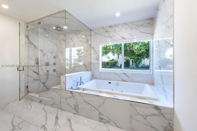 MIAMI SHORES SEC 4 AMD PL - Residential Lease