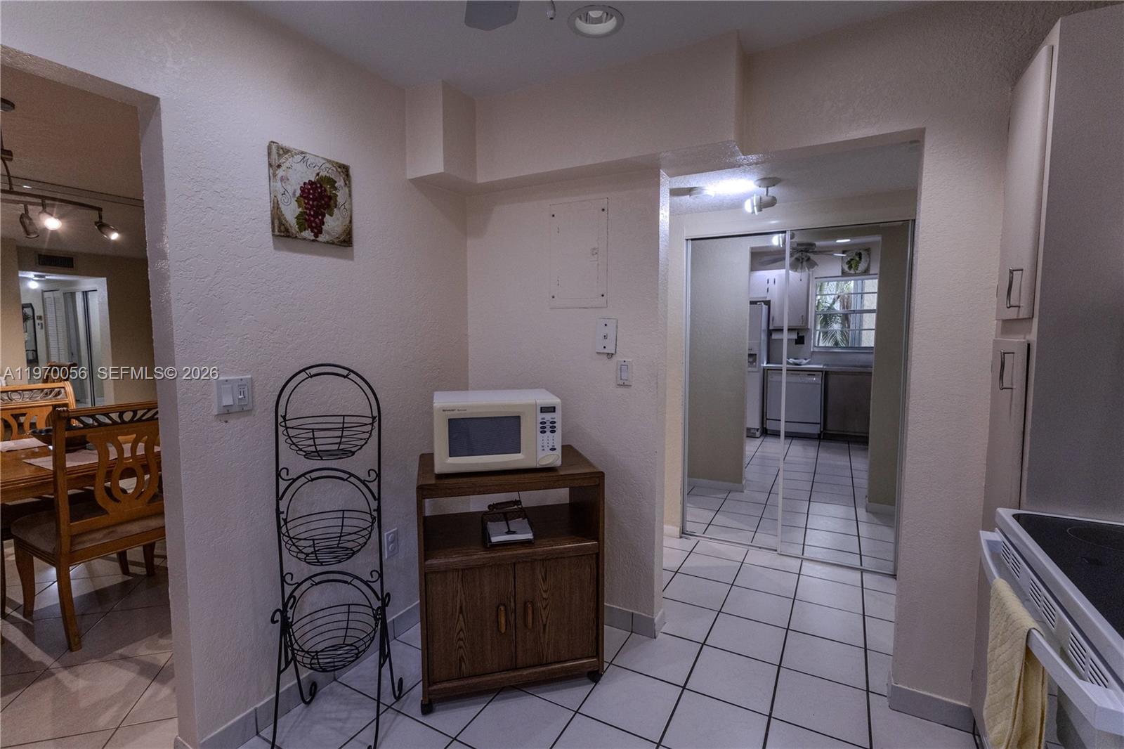 JACARANDA VILLAS NO 2 CON - Residential