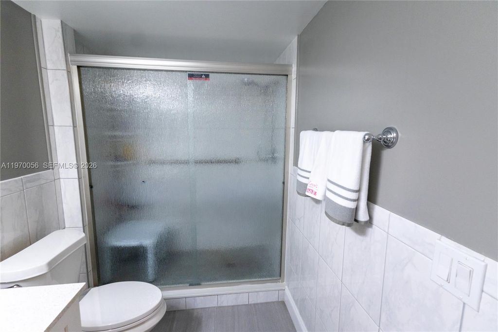 Photo of 8931 N New River Canal Rd #1E, Plantation, FL 33324 (MLS # A11970056)