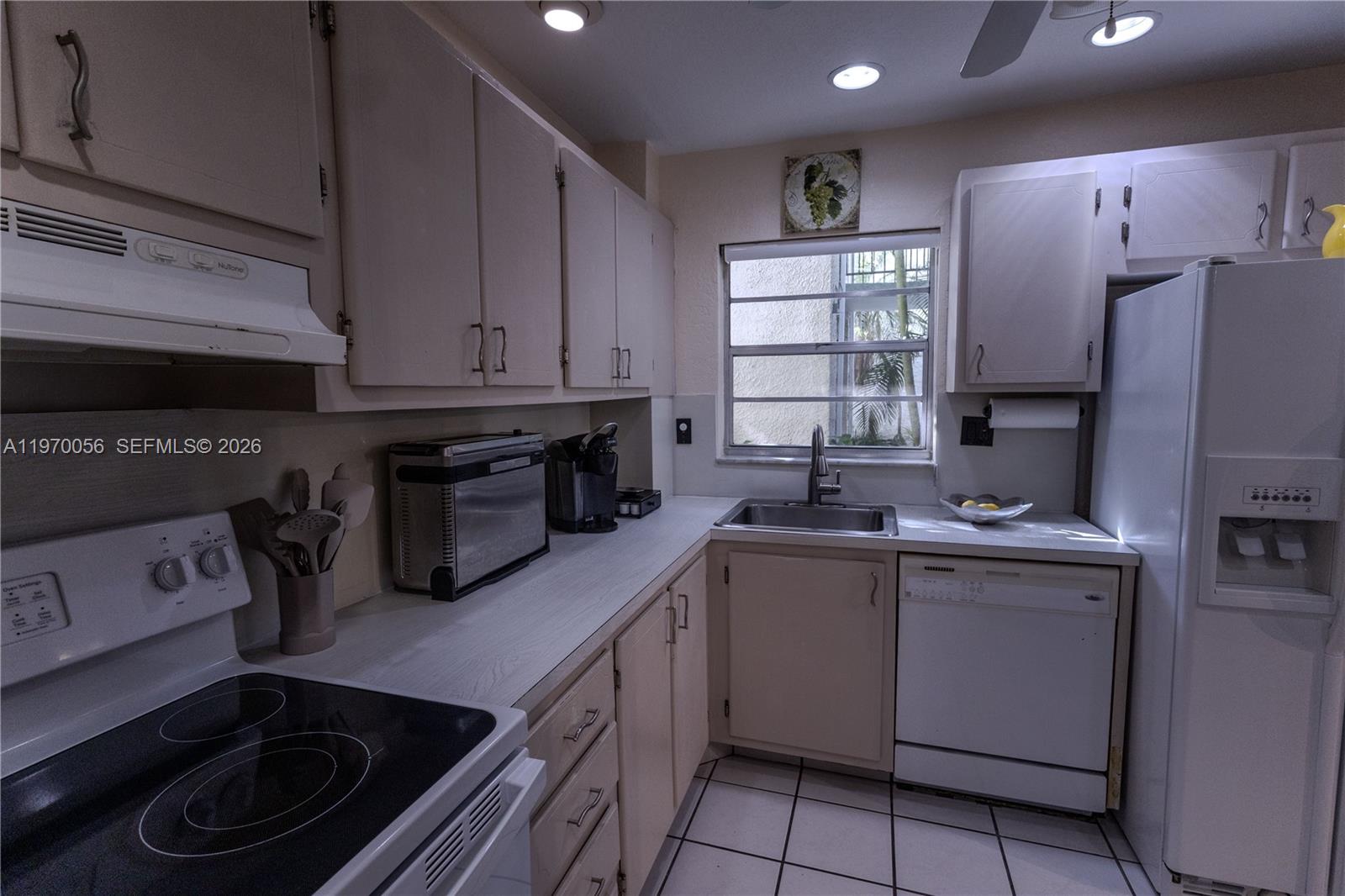 JACARANDA VILLAS NO 2 CON - Residential