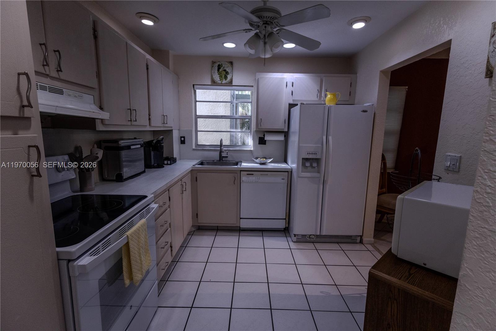 JACARANDA VILLAS NO 2 CON - Residential