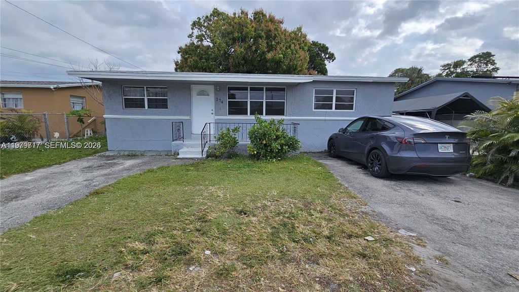 Photo of 374 NW 31st Ave, Fort Lauderdale, FL 33311 (MLS # A11979717)